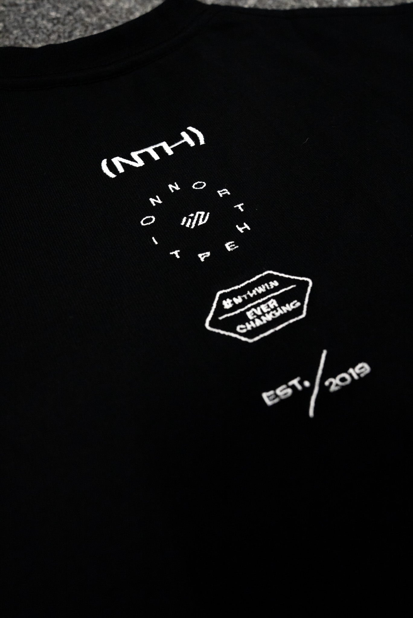 Original embroidery T-Shirt(White/Black)